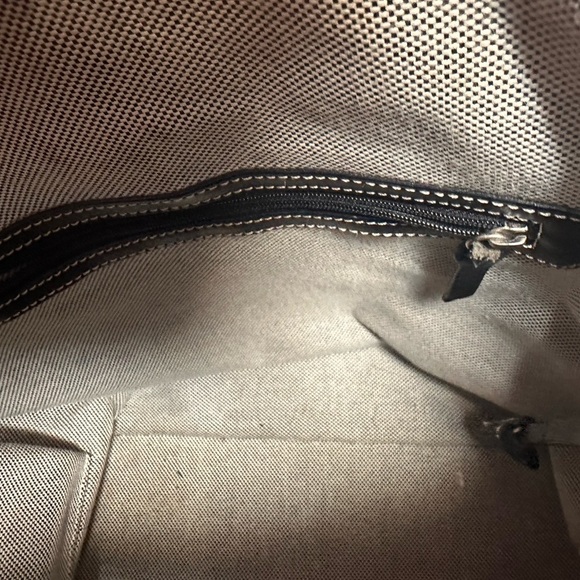 NWT Dooney and Bourke Vintage Bag - Picture 7 of 12